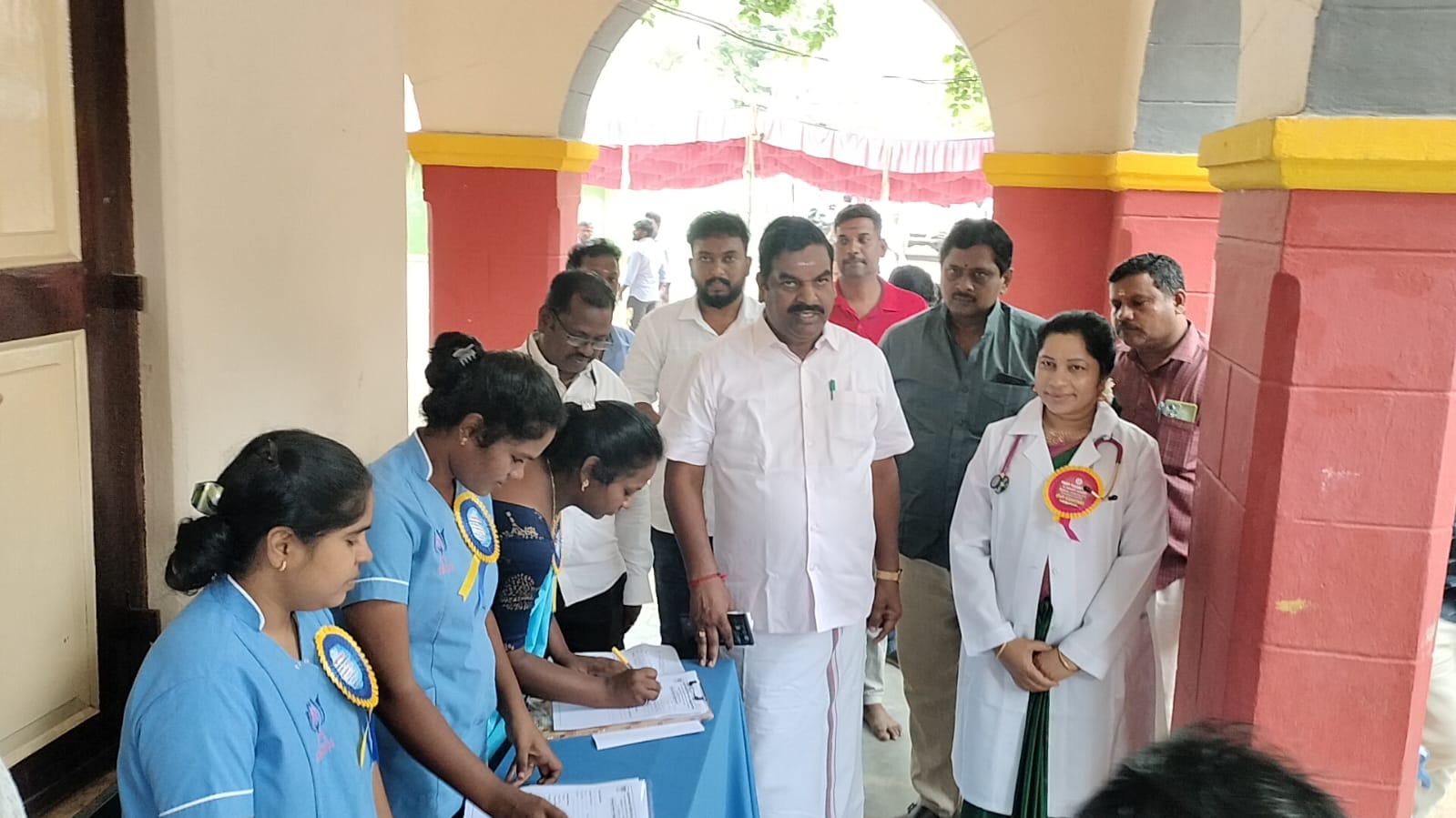உளுந்தூர்பேட்டையில் மகாலட்சுமி பல்நோக்கு மருத்துவமனை சார்பில் இலவச மருத்துவ முகாம் நடைபெற்றது