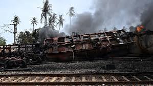 திருவள்ளூர் அருகே சரக்கு ரயில் தடம்புரண்டு தீ விபத்து: ரயில் ஓட்டுநர் உட்பட 16 பேரிடம் விசாரணை