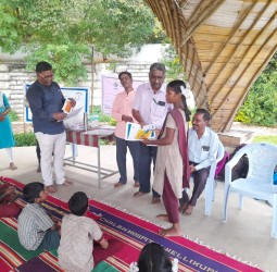 யோகா விழாவின் சான்றிதழ் பரிசளிப்பு நிகழ்வு