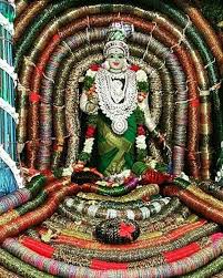 ஆடிப்பூரத்தில் அம்பாள் வளைக்காப்பு