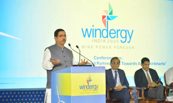 2030-ம் ஆண்டுக்குள் 500 ஜிகாவாட் புதுப்பிக்கத்தக்க மின்சாரம் உற்பத்தி செய்ய இலக்கு: மத்திய மந்திரி பிரகலாத் ஜோஷி