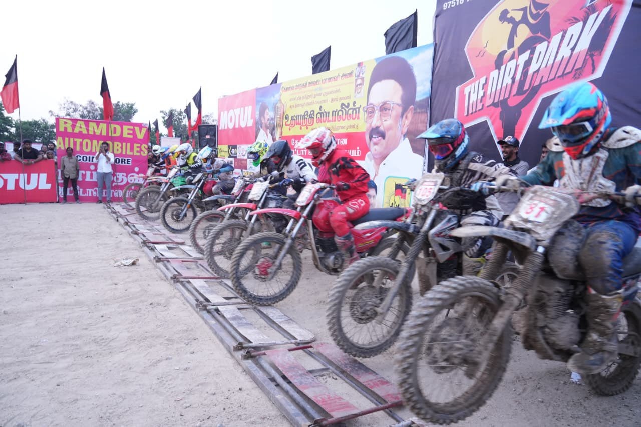 கோவையில் திமுக மாணவர் அணி சார்பில் அகில இந்திய மோட்டார் பந்தயம்