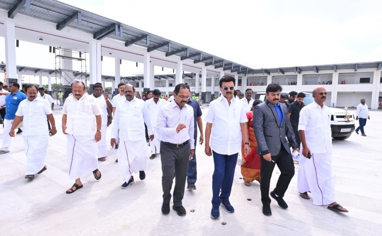 தர்மபுரியில் புதிதாக அமைக்கப்படும் பஸ் நிலைய கட்டுமானப் பணி