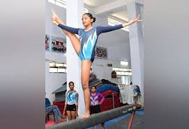 மாநில அள­வி­லான ஜிம்­­னாஸ்டிக் போட்­டி: இருதய ஆப­ரேஷன் செய்த 11 வயது சிறுவன் 2 பதக்கங்கள் வென்று சாத­னை