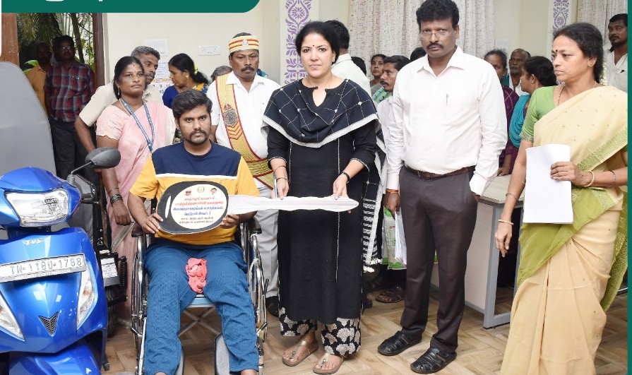 மாற்றுத்திறனாளிகளுக்கான நலத்திட்ட உதவி