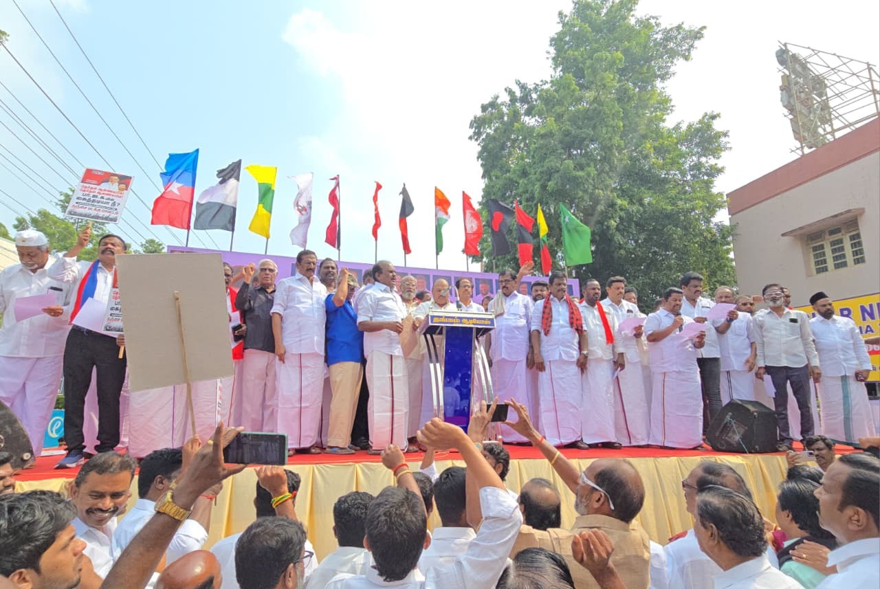 எஸ்ஐஆரை கண்டித்து திமுக கூட்டணி கட்சியினர் ஆர்ப்பாட்டம்