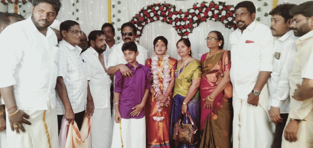 சீர்காழியில் மஞ்சள் நீராட்டு விழா  மூ.மு.க. தலைவர் ஸ்ரீதர் வாண்டையார் வாழ்த்து