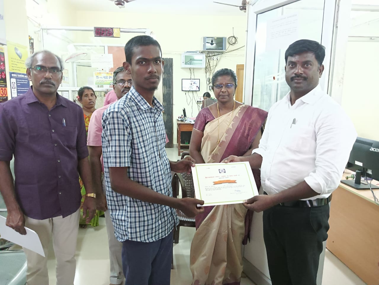 பள்ளி மாணவர்களுக்கு பயிற்ச்சி முகாம்