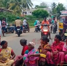 சாலை வசதி செய்து தர மக்கள் வலியுறுத்தல்