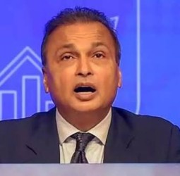 பணமோசடி வழக்கு; அனில் அம்பானியின் ரூ. 3 ஆயிரம் கோடி சொத்துக்கள் முடக்கம்