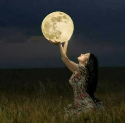 நிலவே...உறவே....