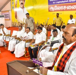 சேலத்தில் நடந்த திமுக வாக்குச்சாவடி முகவர்கள், தொகுதி பார்வையாளர்கள், ஒருங்கிணைப்பாளர்களுக்கான ஆலோசனை கூட்டம்