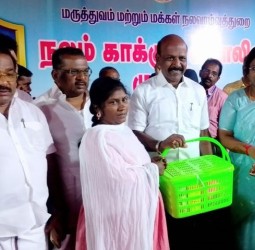 புத்தளம் பேரூர் பகுதியில் நேற்று நடந்த நலம் காக்கும் ஸ்டாலின்" மாபெரும் பல்நோக்கு மருத்துவ முகாம்