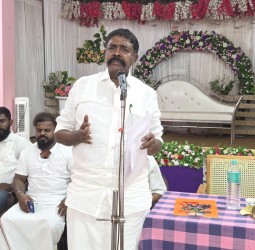 அருள்மிகு பத்திரமாகாளி பராசக்தி அம்மன் திருக்கோவிலின் அருகில் இரும்பு செட் மண்டபம் அமைக்க சட்டமன்ற பொது நிதியிலிருந்து ரூபாய் 5 லட்சம் நிதி ஒதுக்கீடு செய்து பணி