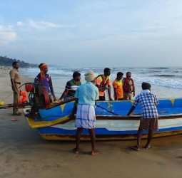 கல்பாக்கத்தை ஒட்டிய கடலோர பகுதிகளில் பாதுகாப்பு ஒத்திகை - ஈசிஆர் சாலையில் வாகன சோதனை தீவிரம்