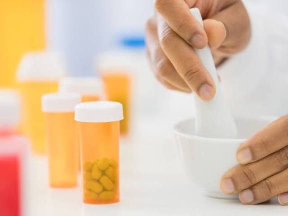 மருந்தகங்களில் கிடைக்காத மருந்துகள்..