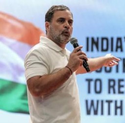 வாக்கு திருட்டு விவகாரத்தில் இன்னும் விரிவான தகவல்கள் எங்களிடம் உள்ளன: ராகுல் காந்தி