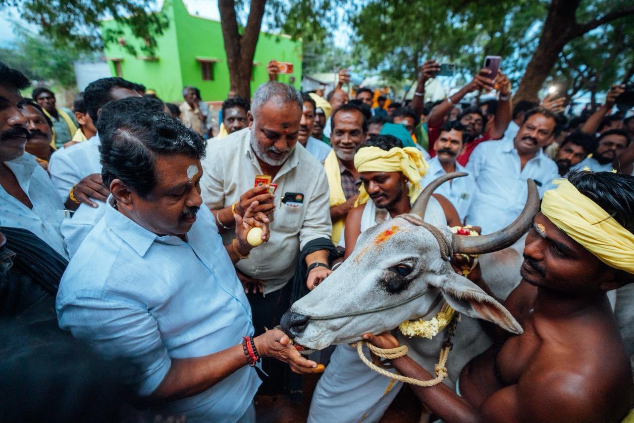 விவசாயிகளின் கோரிக்கைகளை பாஜக மாநிலத் தலைவர் நயினார் நாகேந்திரன் கேட்டார்