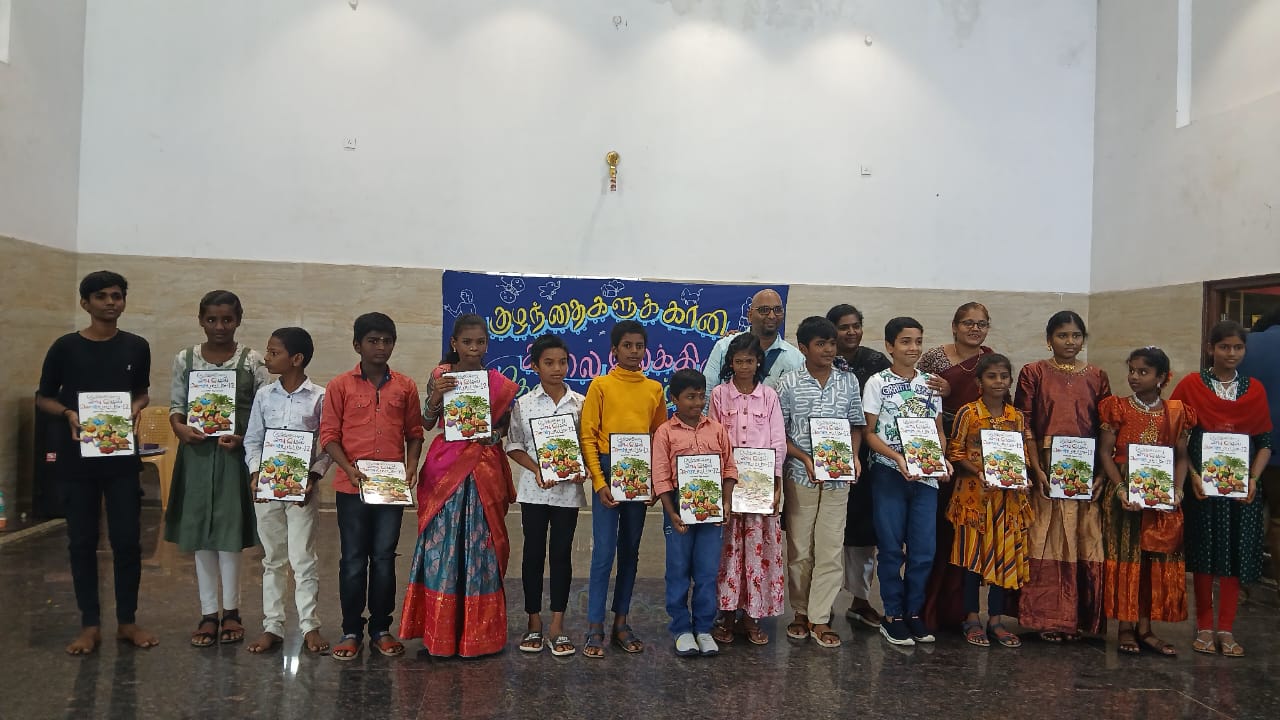 குன்னத்தூர் காமக்கூர் நடுக்குப்பம் கிழ் நகர் மேல் நகர் கிராமத்தில் உள்ள பள்ளி மாணவ மாணவிகள் விழிப்புணர்வு