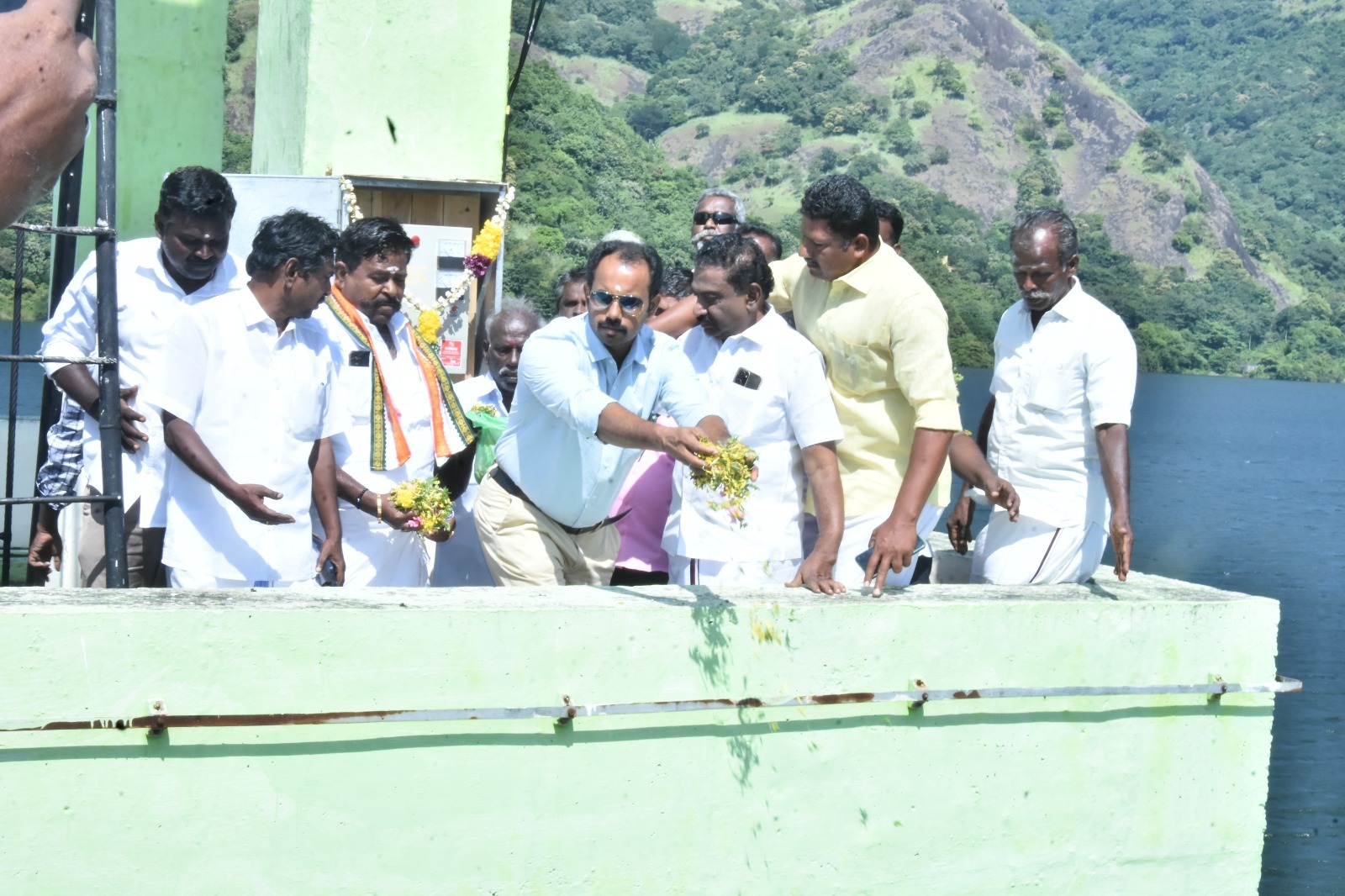 அடவிநயினார் கோவில் நீர்த்தேக்கத்திலிருந்து பிசான பருவ சாகுபடி