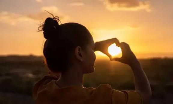 அன்பு செய்வோம்