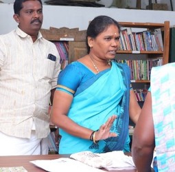 சங்கரன்கோவில் தொகுதி, தெற்கு அச்சம்பட்டி பகுதி வாக்குசாவடிகளில், வாக்காளர் சிறப்பு தீவிர திருத்த (SIR) பணி