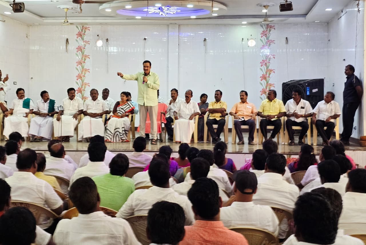 கலந்தாய்வுக் கூட்டத்தில் கட்சியின் தலைவர் அன்புமணி பேச்சு