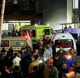 லெபனானில் பாலஸ்தீன அகதிகள் முகாமின் மீது இஸ்ரேல் தாக்குதல்! 13 பேர் பலி!