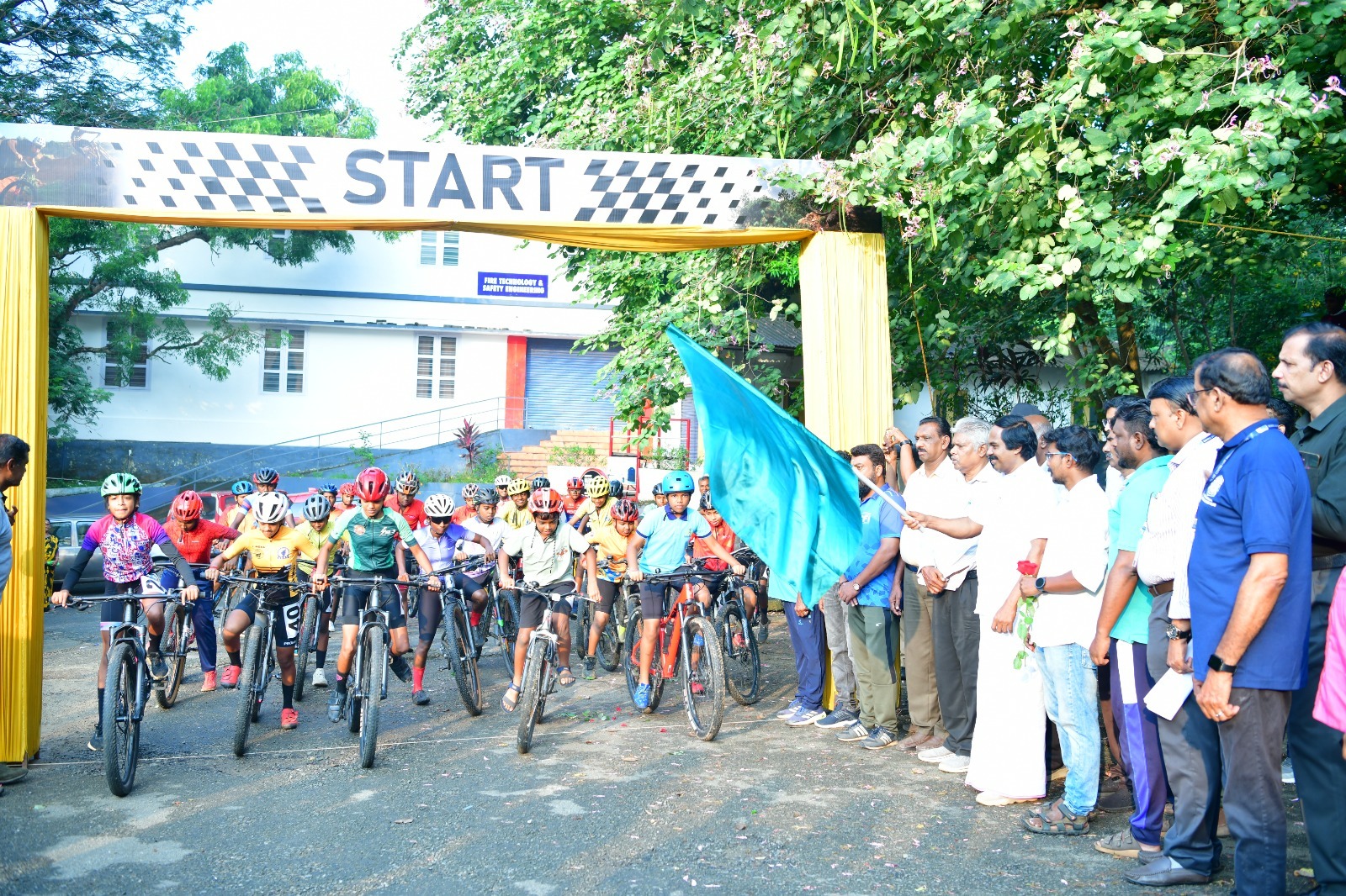 மாநில அளவிலான சைக்கிள் சாம்பியன்  போட்டி