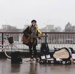 நான் ஒரு தெருப்பாடகன்