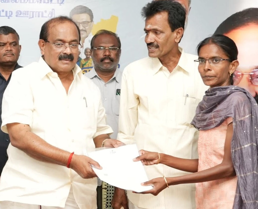 தொப்பம்பட்டியில் உங்களுடன் ஸ்டாலின் முகாமை