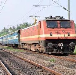 ஆர்டிஐ கேள்வியில் அதிர்ச்சி தகவல்; தமிழ்நாடு முழுவதும் 702 ரயில் ஓட்டுநர்கள் பற்றாக்குறை