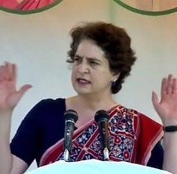 வாக்குத் திருட்டு மூலம் பிகாரில் என்டிஏ அரசு ஆட்சி அமைக்க விரும்புவதாகக் காங்கிரஸ் பொதுச் செயலாளர் பிரியங்கா காந்தி குற்றம் சாட்டினார்.