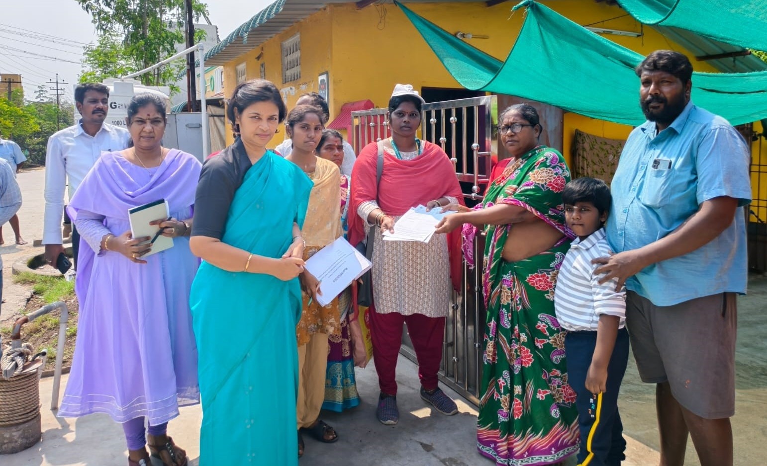 ஆற்காடு நகராட்சியில் வாக்குச்சாவடி நிலை அலுவலர்கள் சிறப்பு தீவிர திருத்த கணக்கீட்டு பதிவம்