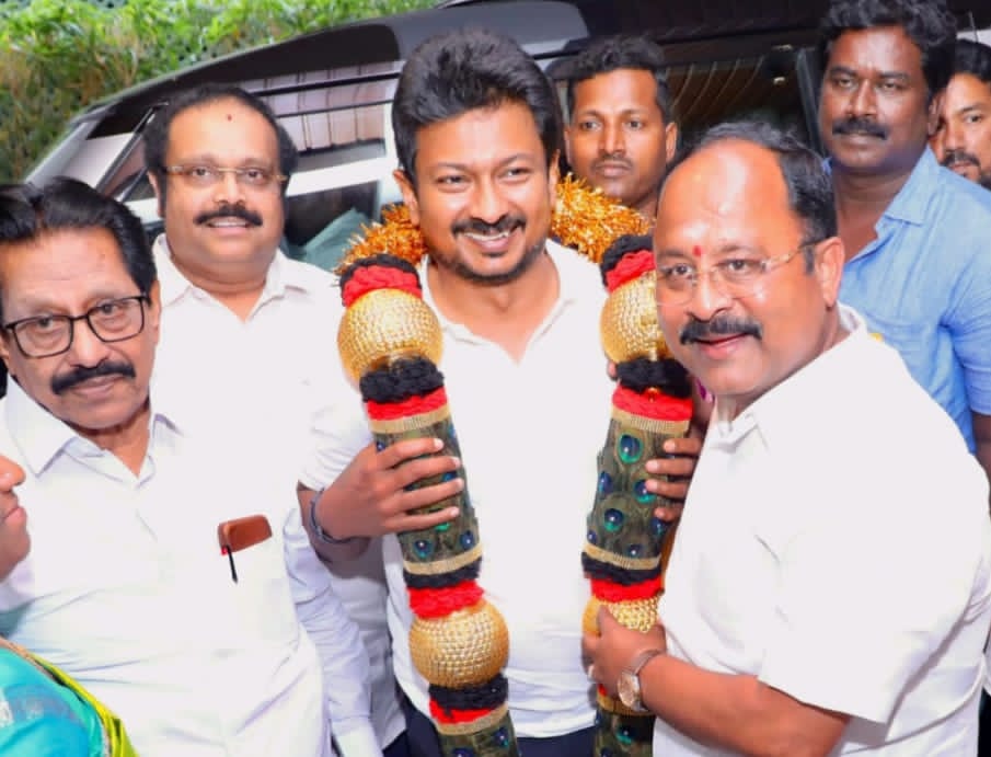 வேலூர் வருகைதந்த துணை முதல்வர் உதயநிதிக்கு வரவேற்பு!