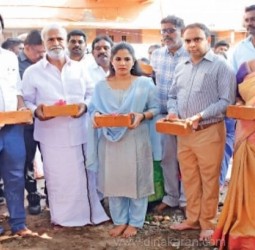 ஓஎஸ்ஆர் நிலத்தில் 39.50 லட்ச ரூபாயில் பூங்கா அமைப்பதற்காக அமைச்சர் சேகர்பாபு, மேயர் பிரியா அடிக்கல்