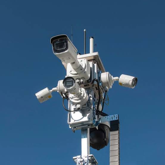 8 தற்காலிக கண்காணிப்பு கோபுரங்கள்*90 கூடுதல் கண்காணிப்பு கேமராக்கள்