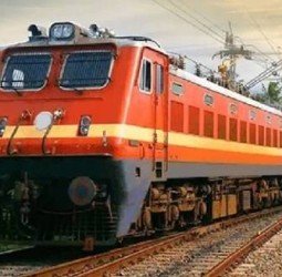 ஆயுத பூஜை: செங்கோட்டை, மதுரை, திருவனந்தபுரத்திற்கு கூடுதல் சிறப்பு ரெயில்கள் தெற்கு ரெயில்வே அறிவிப்பு