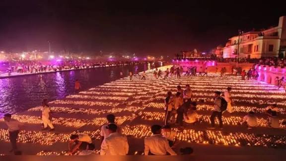 அயோத்தியில் தீபோற்சவம்: 26 லட்சம் விளக்குகள் சரயு நதிக்கரையில் ஏற்றப்படுகிறது