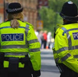 இங்கிலாந்து: 3 வயது மகளை தெரிந்தே பட்டினி போட்டு கொன்ற இந்திய வம்சாவளி பெற்றோர்