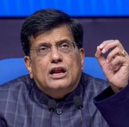 வர்த்தக ஒப்பந்த பேச்சுவார்த்தையில் யாரும் நெருக்கடி அளிக்க முடியாது: மத்திய வர்த்தக அமைச்சர் பியூஷ் கோயல் திட்டவட்டம்