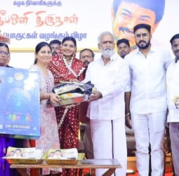 800 வட இந்திய வாழ் குடும்பங்களுக்கு தீப ஒளி திருநாளை முன்னிட்டு அரிசி, மளிகைப் பொருட்கள்