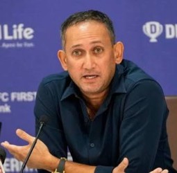 மூன்று கேப்டன்கள் சாத்தியமில்லை’ - இந்திய கிரிக்கெட் அணியின் தேர்வுக்குழு தலைவர் அகர்கர்