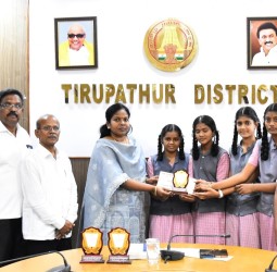 அரசு பள்ளிகளுக்கு கேடயம்