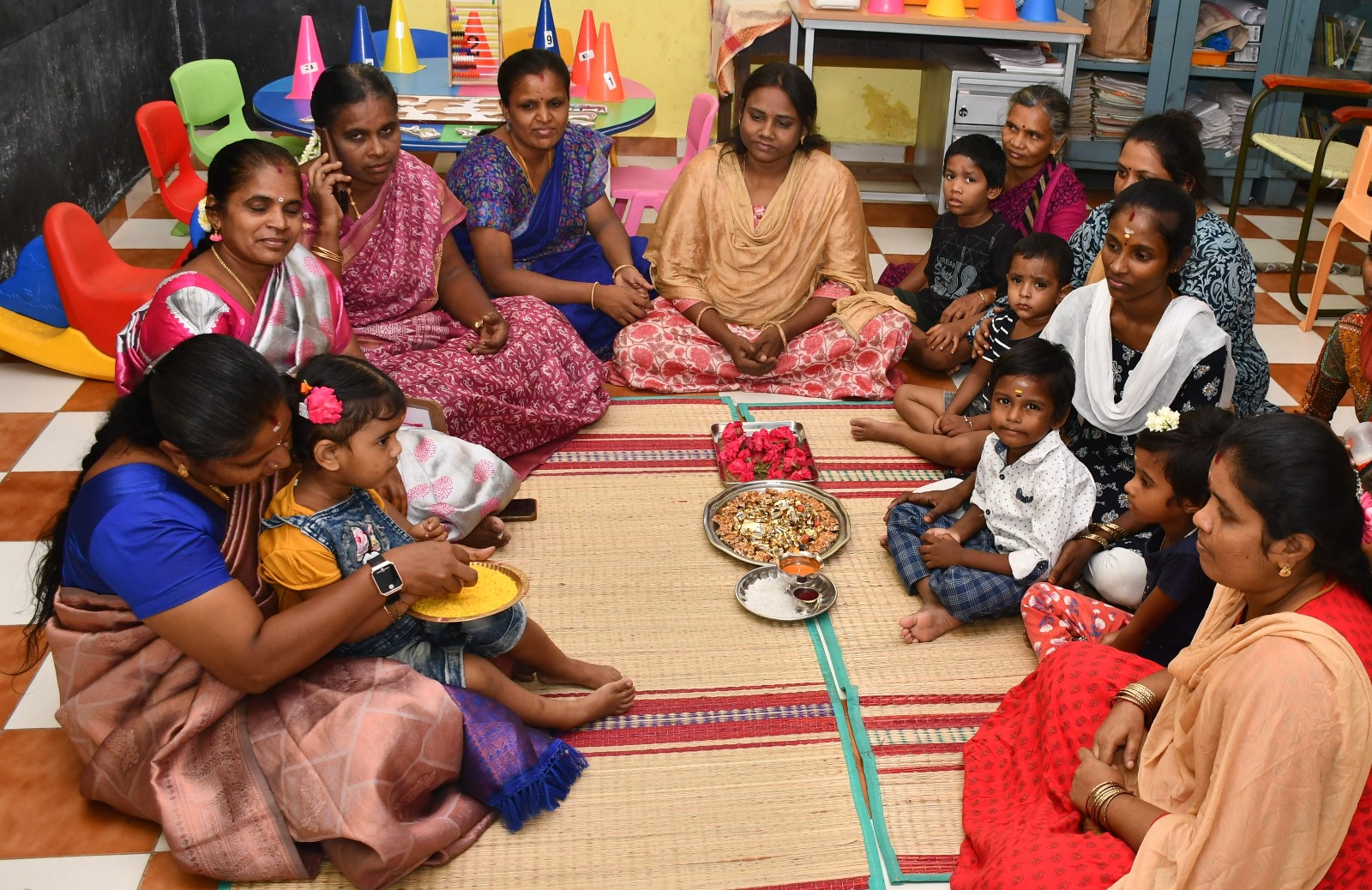 மதுரை மாநகராட்சி நடுநிலைப்பள்ளியில் மாணவர் சேர்க்கை