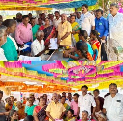 தேவனூர் ஊராட்சியில் உங்களுடன் ஸ்டாலின் முகாம்