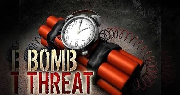 தமிழகத்தில் பதற்றத்தை உண்டாக்க இதுவரை 229 வெடிகுண்டு மிரட்டல் கடிதங்கள்: சதிகாரர்களை கைது செய்ய போலீசார் தீவிரம்