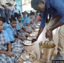 மன வளர்ச்சி குன்றிய குழந்தைகளுக்கு உணவு