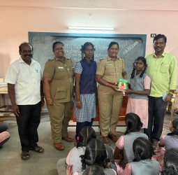 அரசு மேல்நிலைப் பள்ளியில் போக்சோ விழிப்புணர்வு கருத்தரங்கம்*