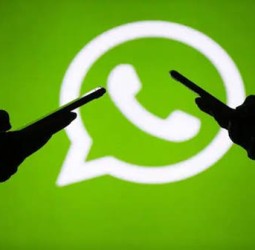 வாட்ஸ்-அப் மூலம் முத்தலாக் கூறி விவாகரத்து: கணவன், குடும்பத்தினர் மீது வழக்கு பதிவு